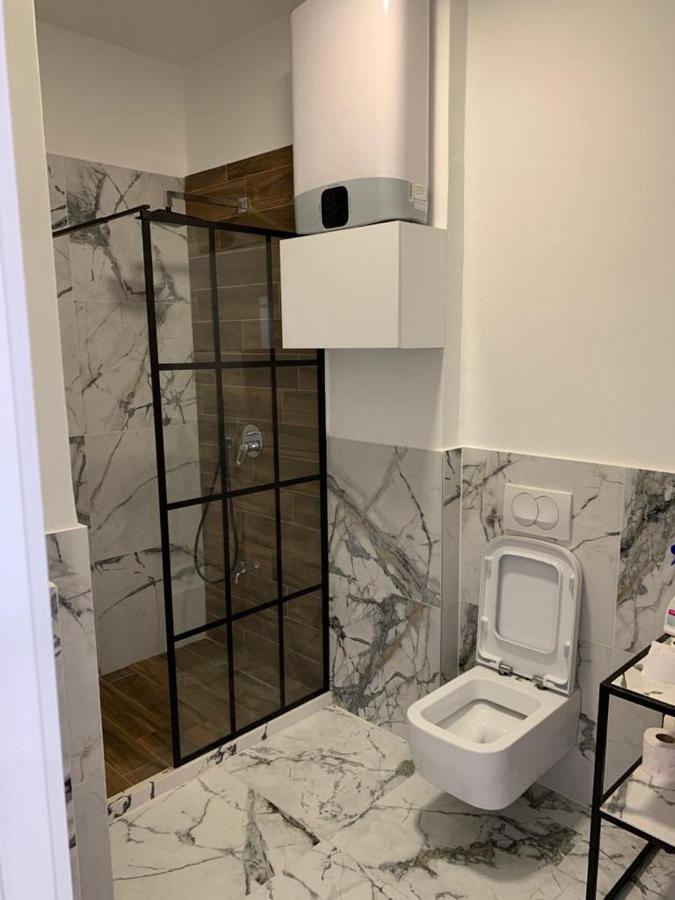 Ema'S Apartment Шкодер Екстер'єр фото